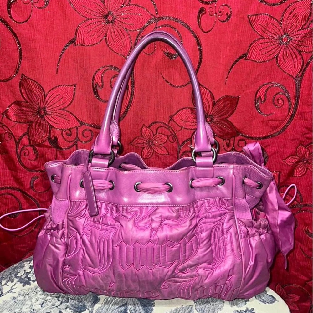 VINTAGE Rare Juicy Couture Lavender Fuchsia Pink Quilted Logo Daydreamer Purse
